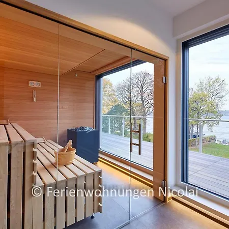 Villa Foerderesidenz-kitzeberg-luxusvilla-mit-meerblick-wellnessbereich-und-kamin Heikendorf